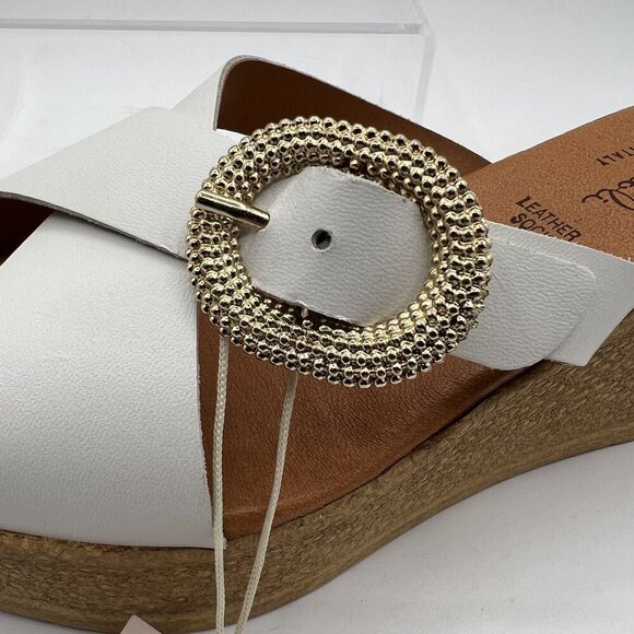 Mila Paoli NEW 7.5 White Leather Wedge Sandals Gold Buckle Made In Italy Boho - Picture 3 of 11